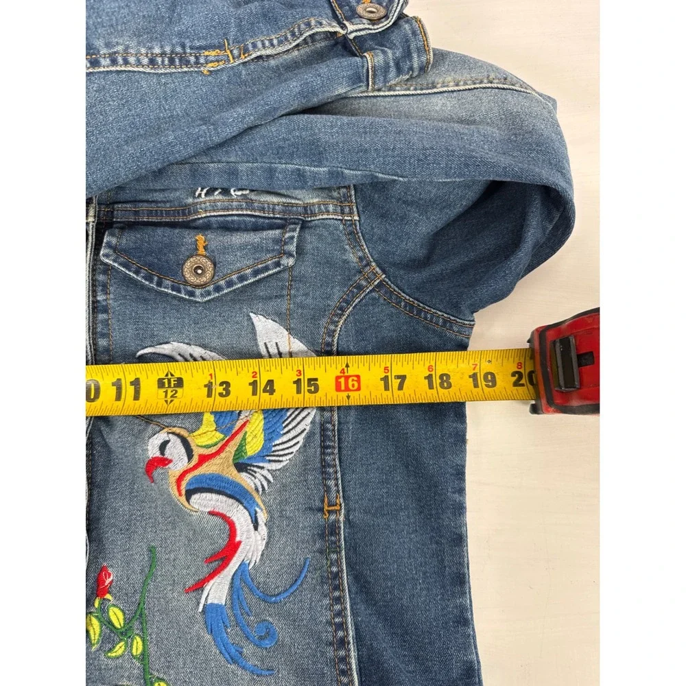 Baccini Women's Denim Jacket Embroidered Birds Humming Roses Butterflies Small - Picture 8 of 9